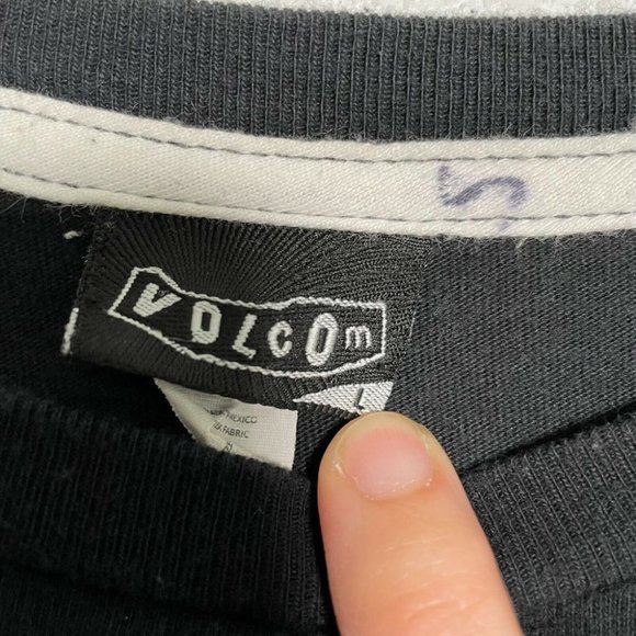 Volcom Stone T Shirt Men’s Large Black Rainbow Logo Prism Graphic Tee Skate Surf - Picture 6 of 9